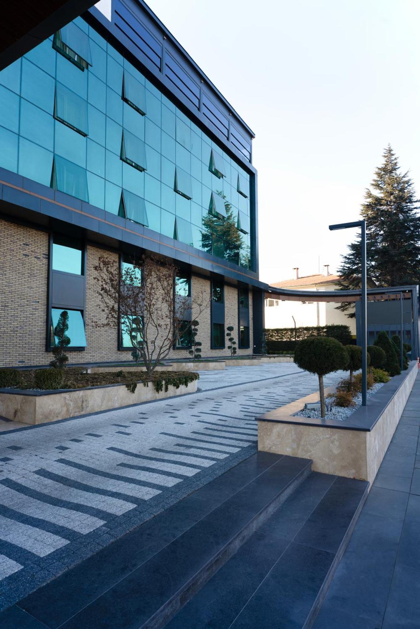 מלון קייסרי Fier Life Center מראה חיצוני תמונה